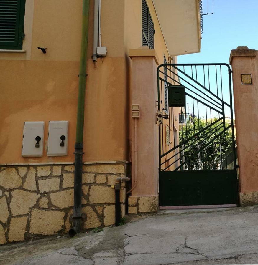 Apartmán Casa Vincenzina Finale Ligure Exteriér fotografie